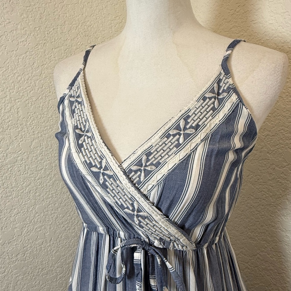 Angie blue and white striped maxi dress. Size small‎ - Picture 2 of 7